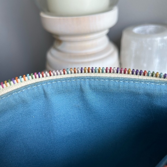 Dooney & Bourke Retro Grafica wristlet - Picture 6 of 8